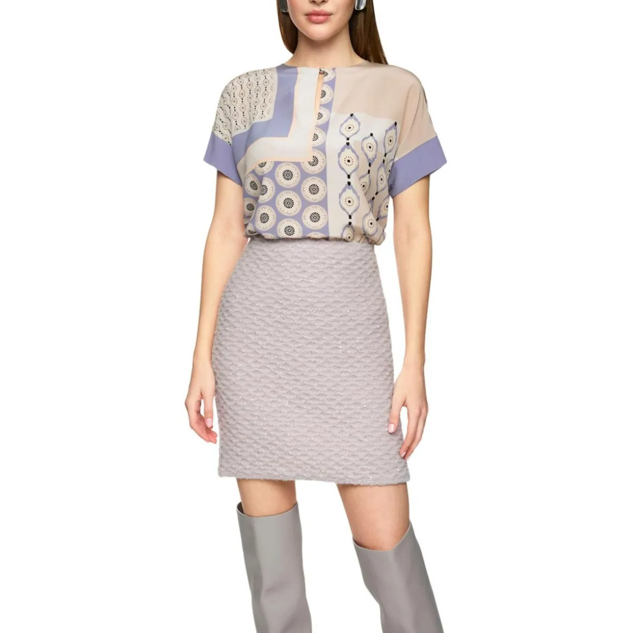 Blusenshirt mit materialmix