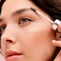 Fluff Up Brow Wax -  Flexibles Augenbrauen-Stylingwachs