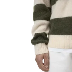 Gestreifter Pullover