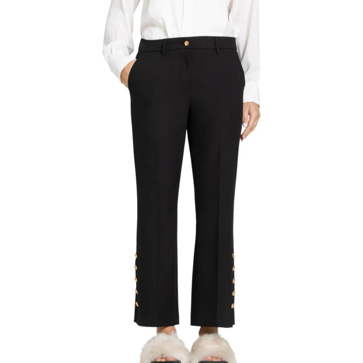 Hose France statement slit
