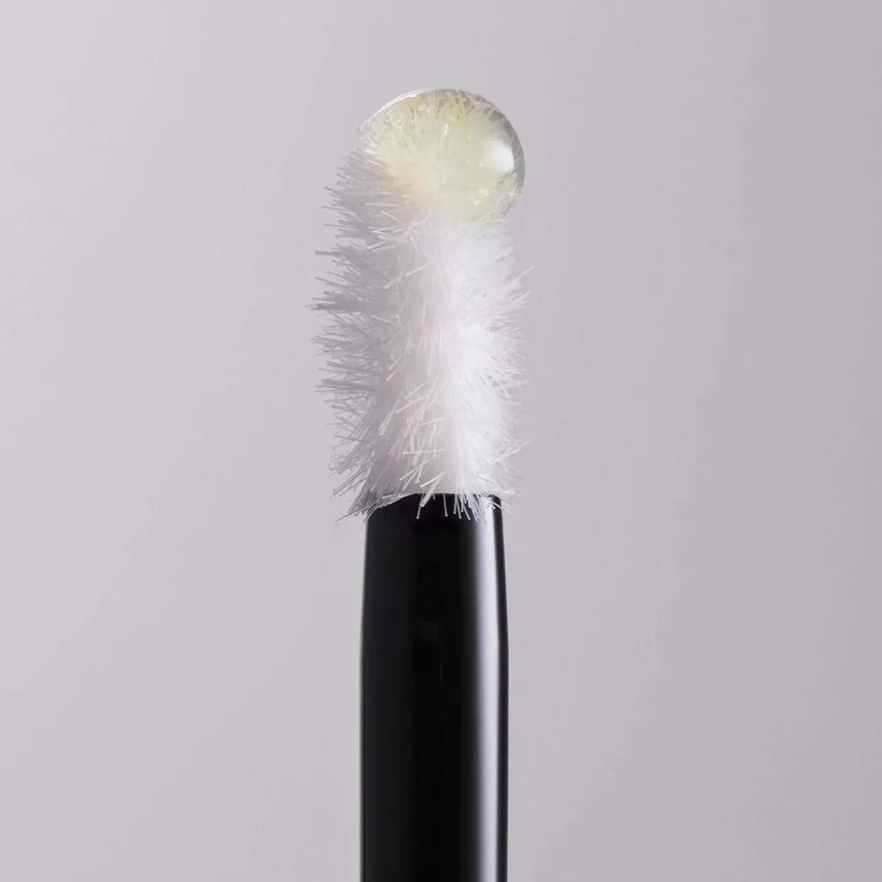 Invati Brow™ Thickening Serum