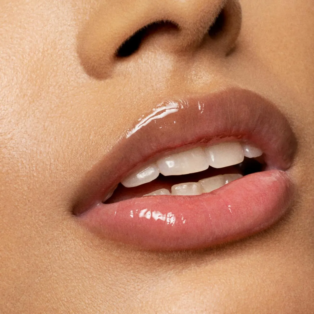 Liquid Lipstick Vinyl Fantôme 301