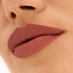 M·A·C Locked Kiss 24hr Lipstick