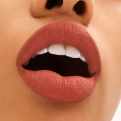 M·A·C Locked Kiss 24hr Lipstick