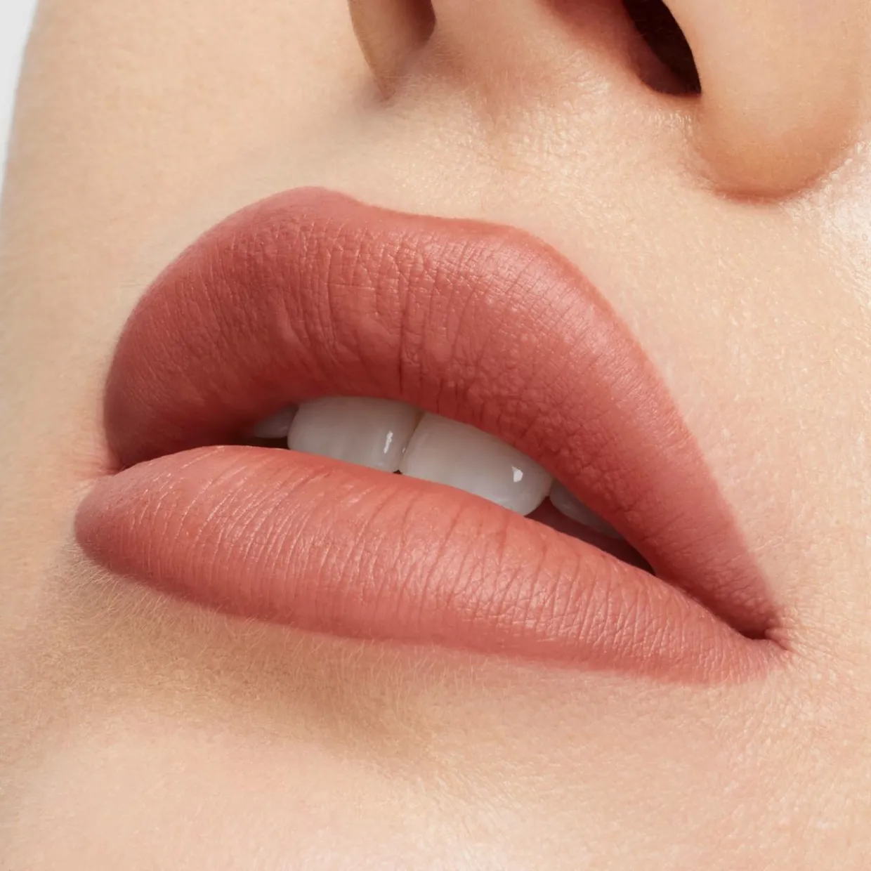 MACXIMAL Viva Glam IX