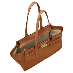 Shopper Farah L
