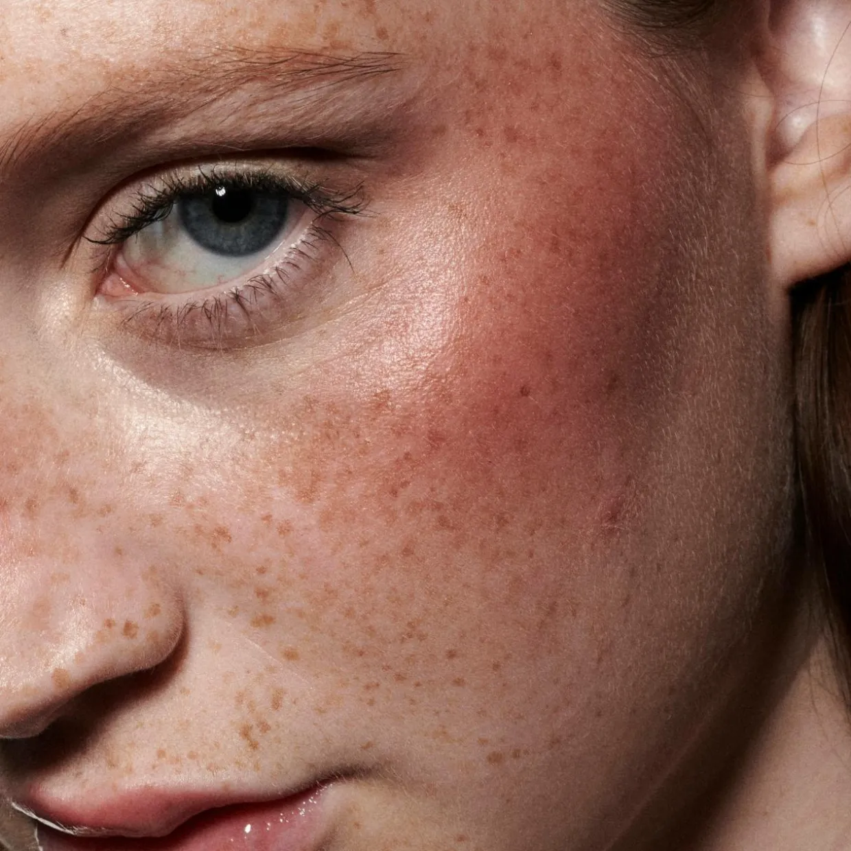 Strobe Beam Liquid Blush
