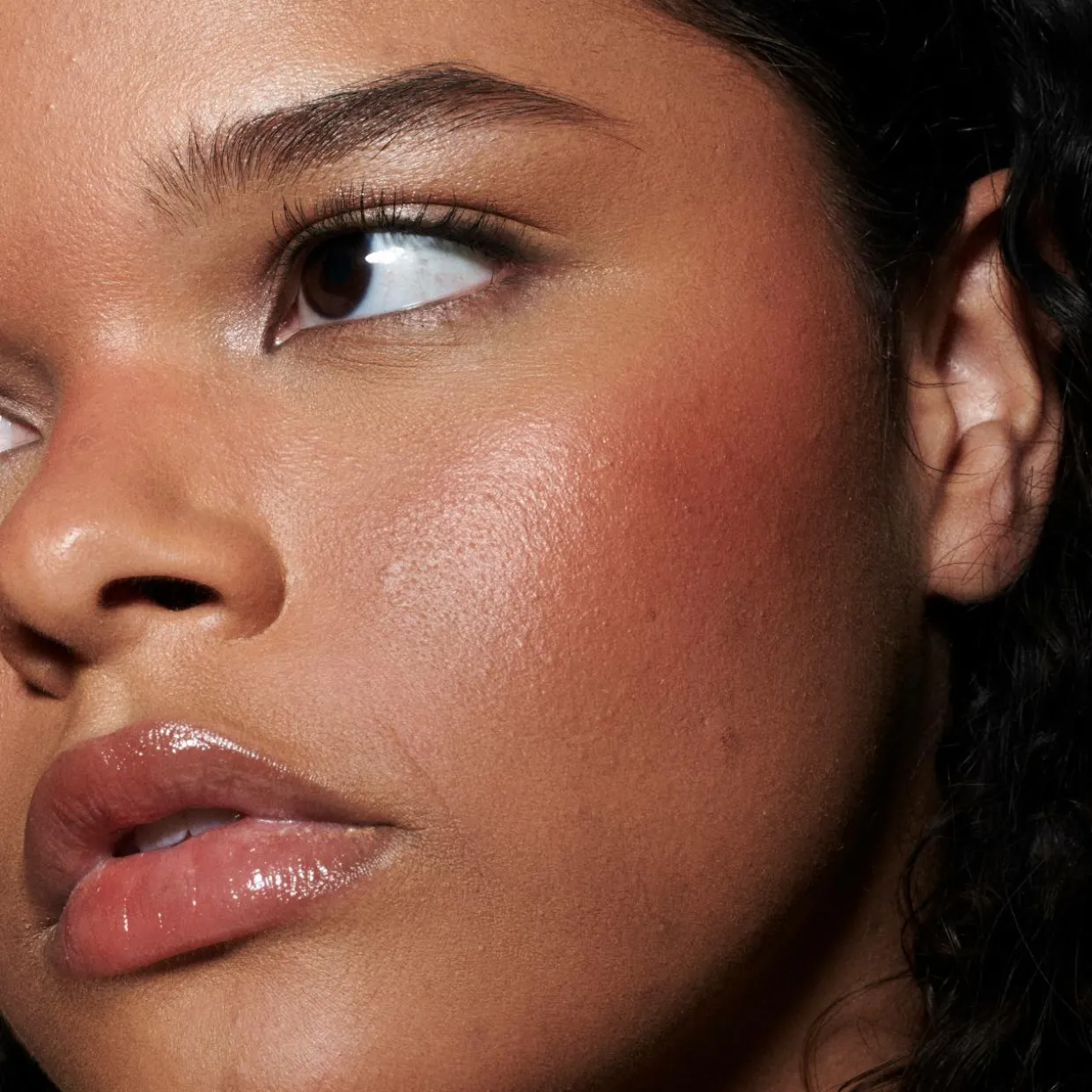 Strobe Beam Liquid Blush