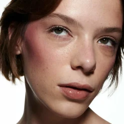 Strobe Beam Liquid Blush
