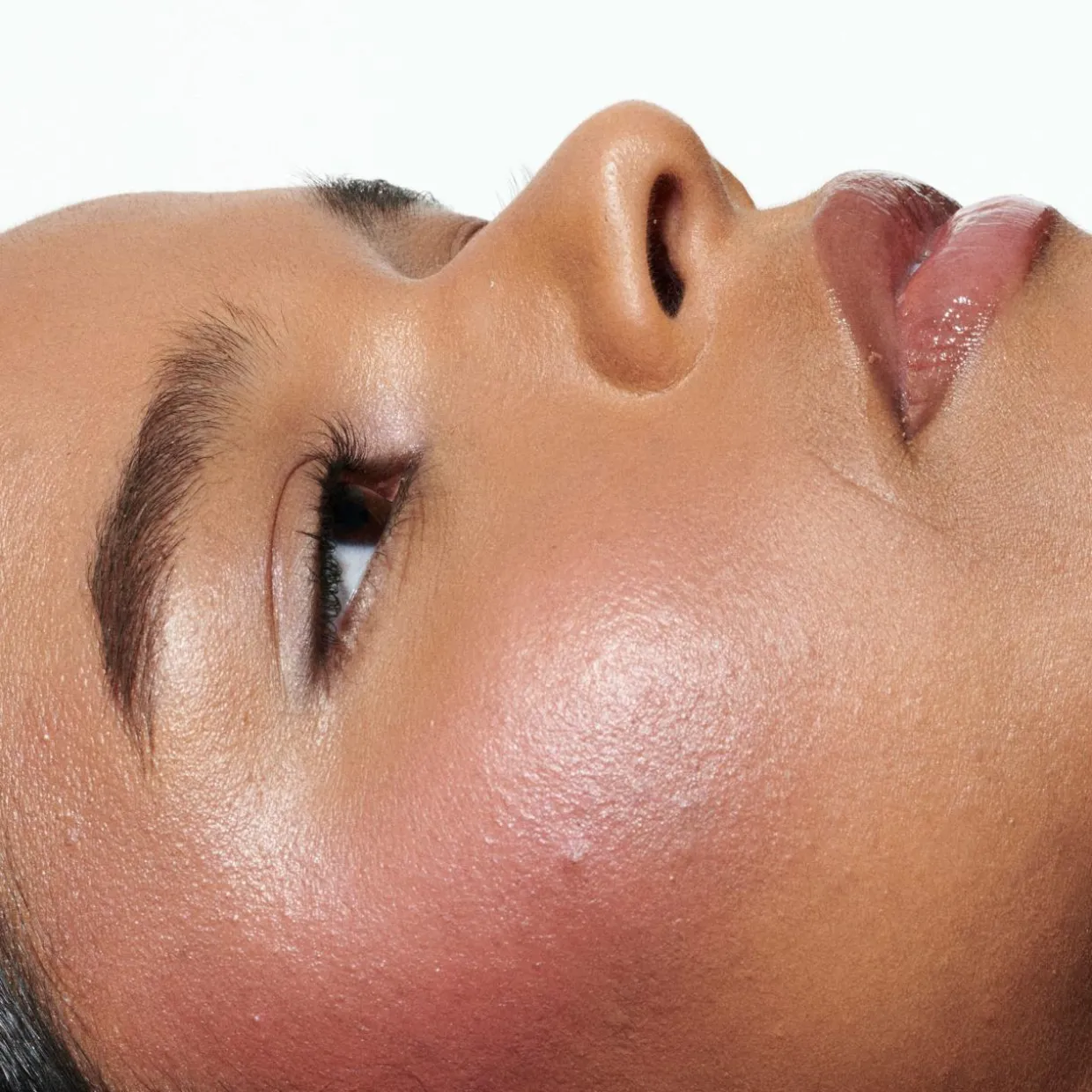 Strobe Beam Liquid Blush
