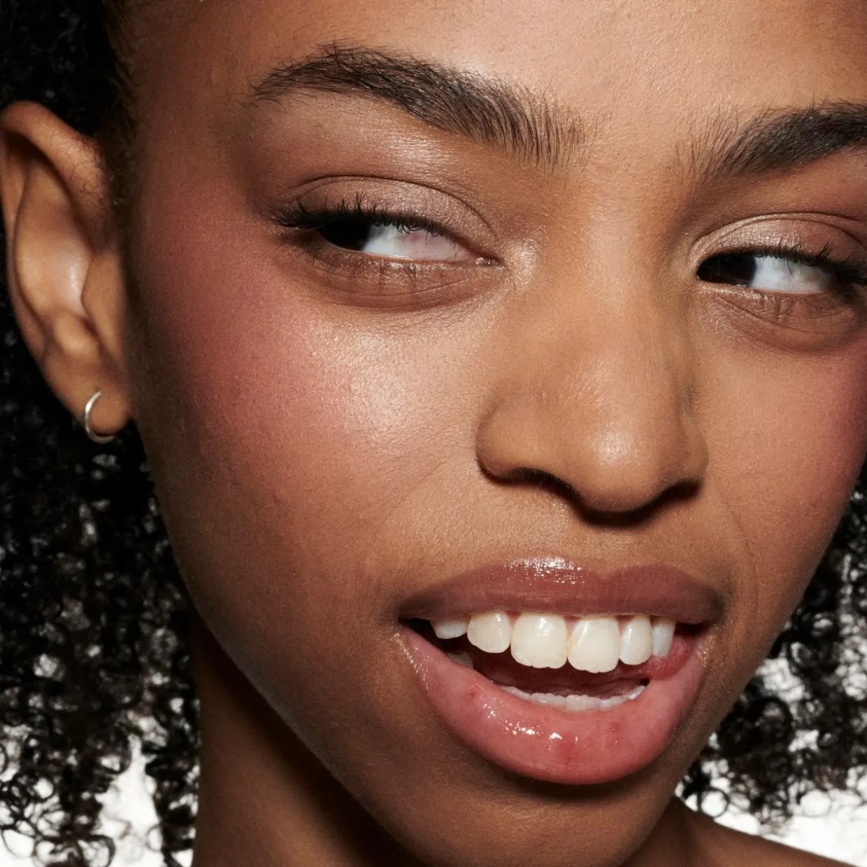 Strobe Beam Liquid Blush