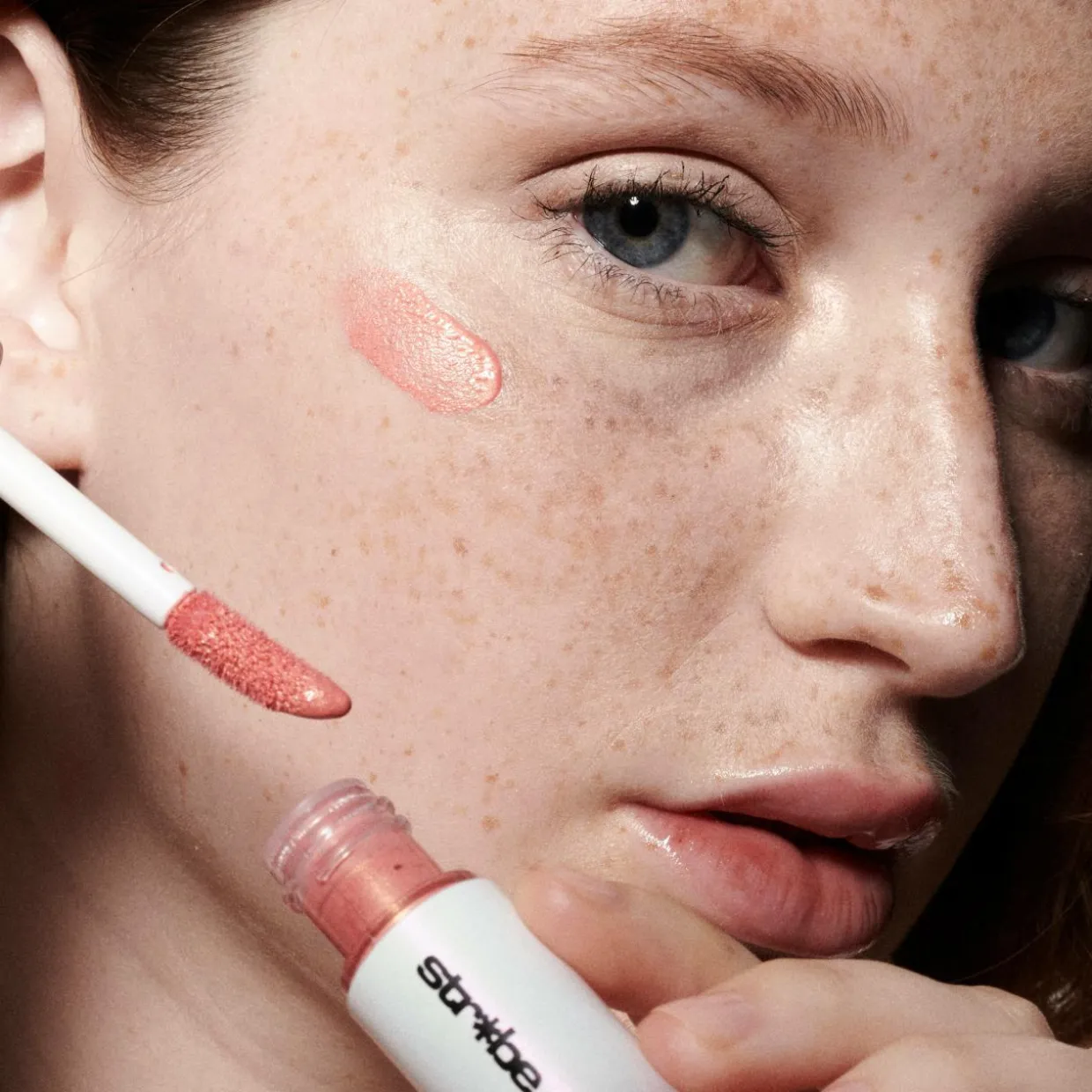 Strobe Beam Liquid Blush
