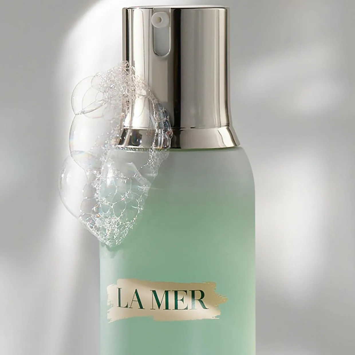 The Energizing Gel Cleanser
