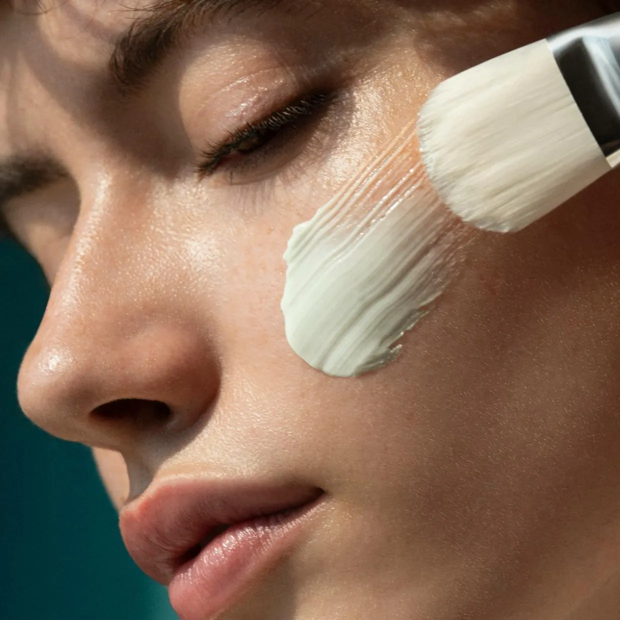 The Lifting and Firming Mask