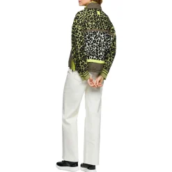 Trekking pullover mit 3d-effekt-strick