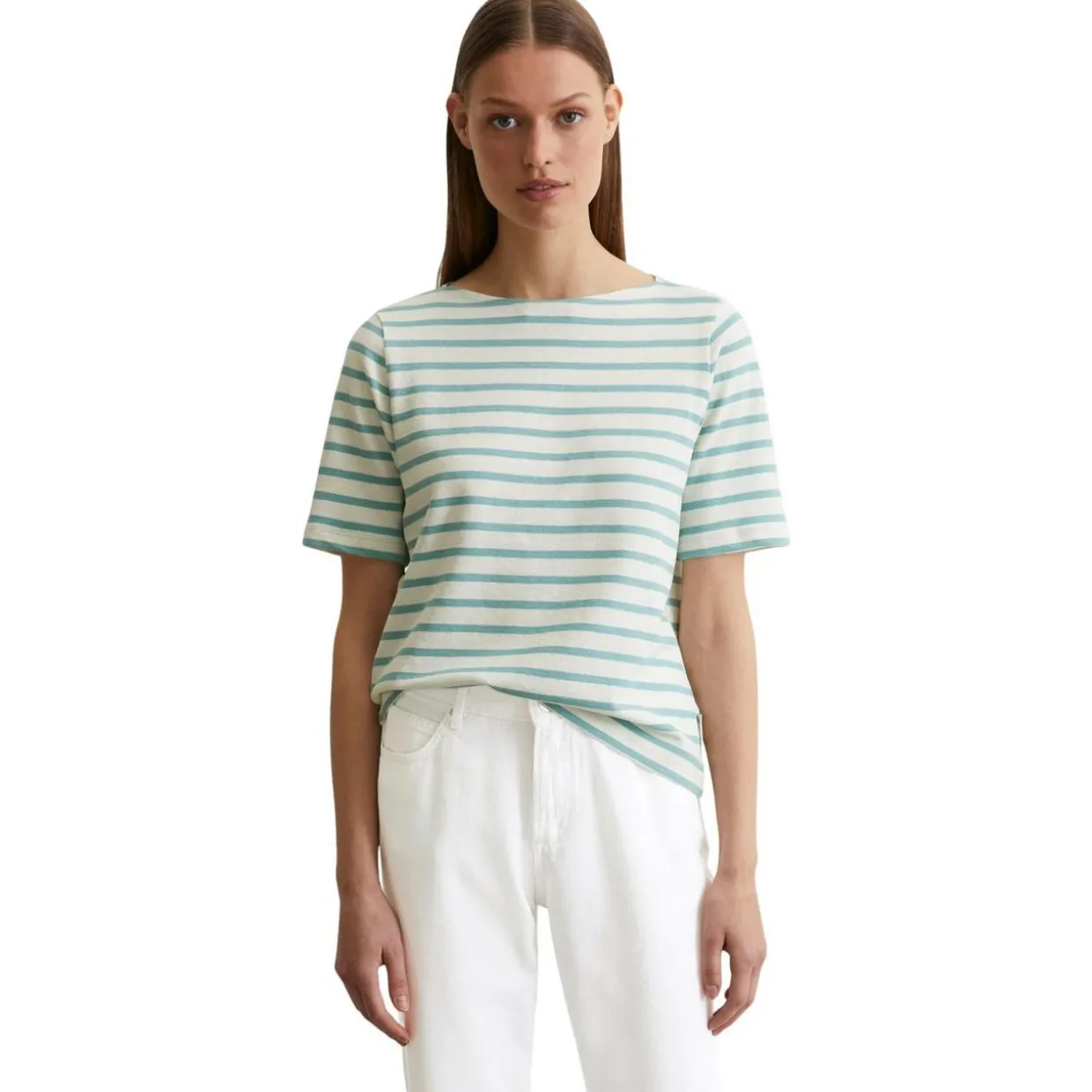 T-shirt straight