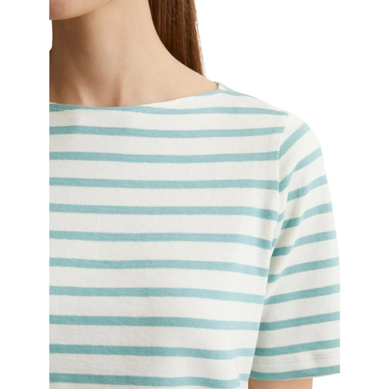 T-shirt straight